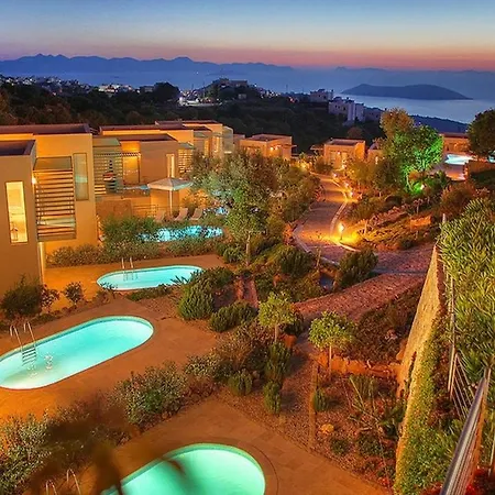 Geris Sleeps 6 With Pool And Air Con Villa Giris